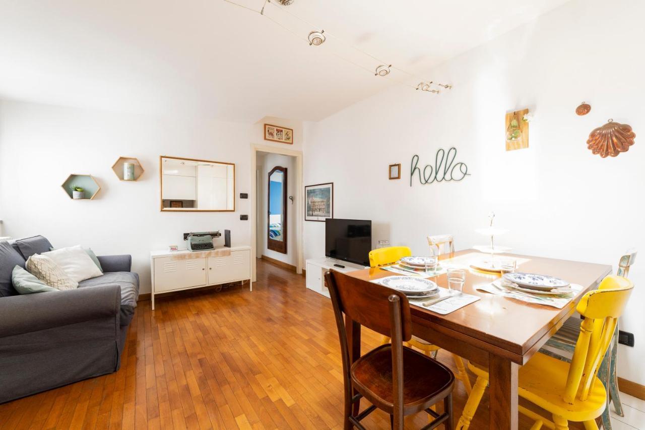 Porta Genova Balcony Apartment Милано Екстериор снимка